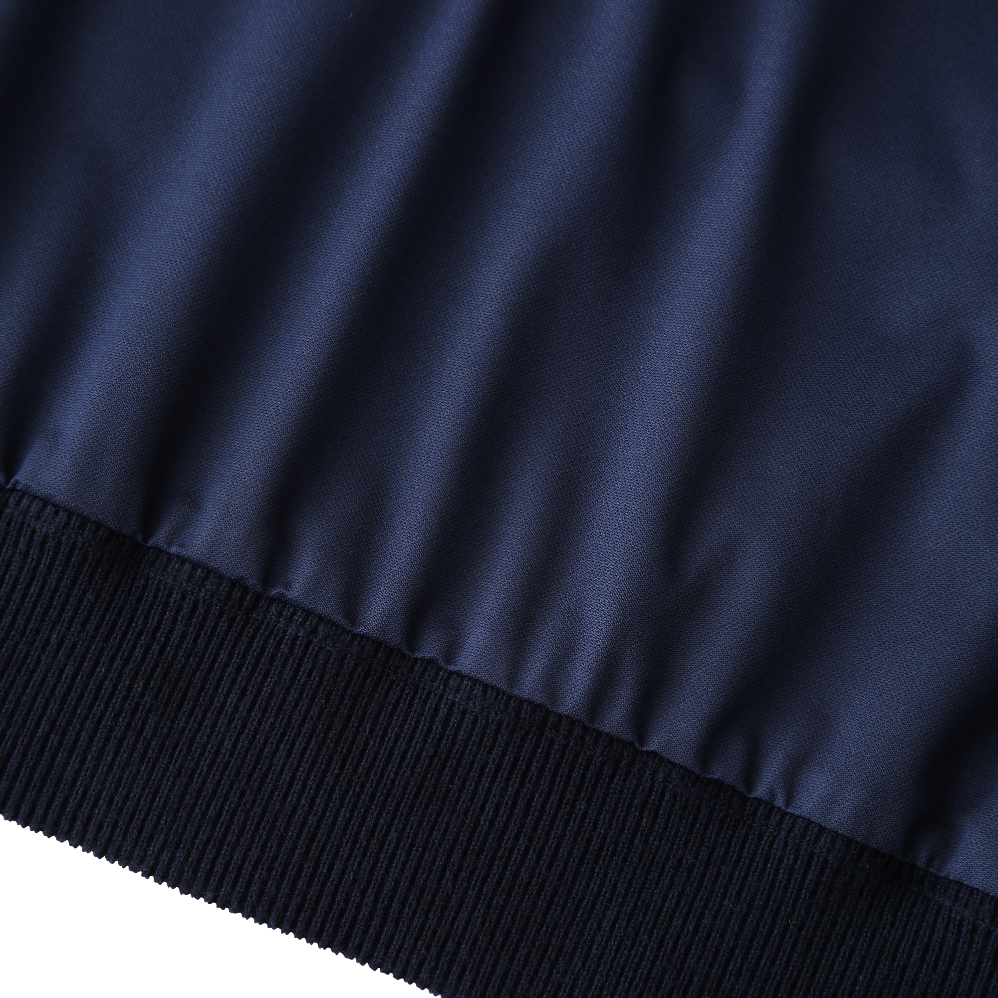 WOMEN'S シェブロンパターン ハーフジップ防風プルオーバー