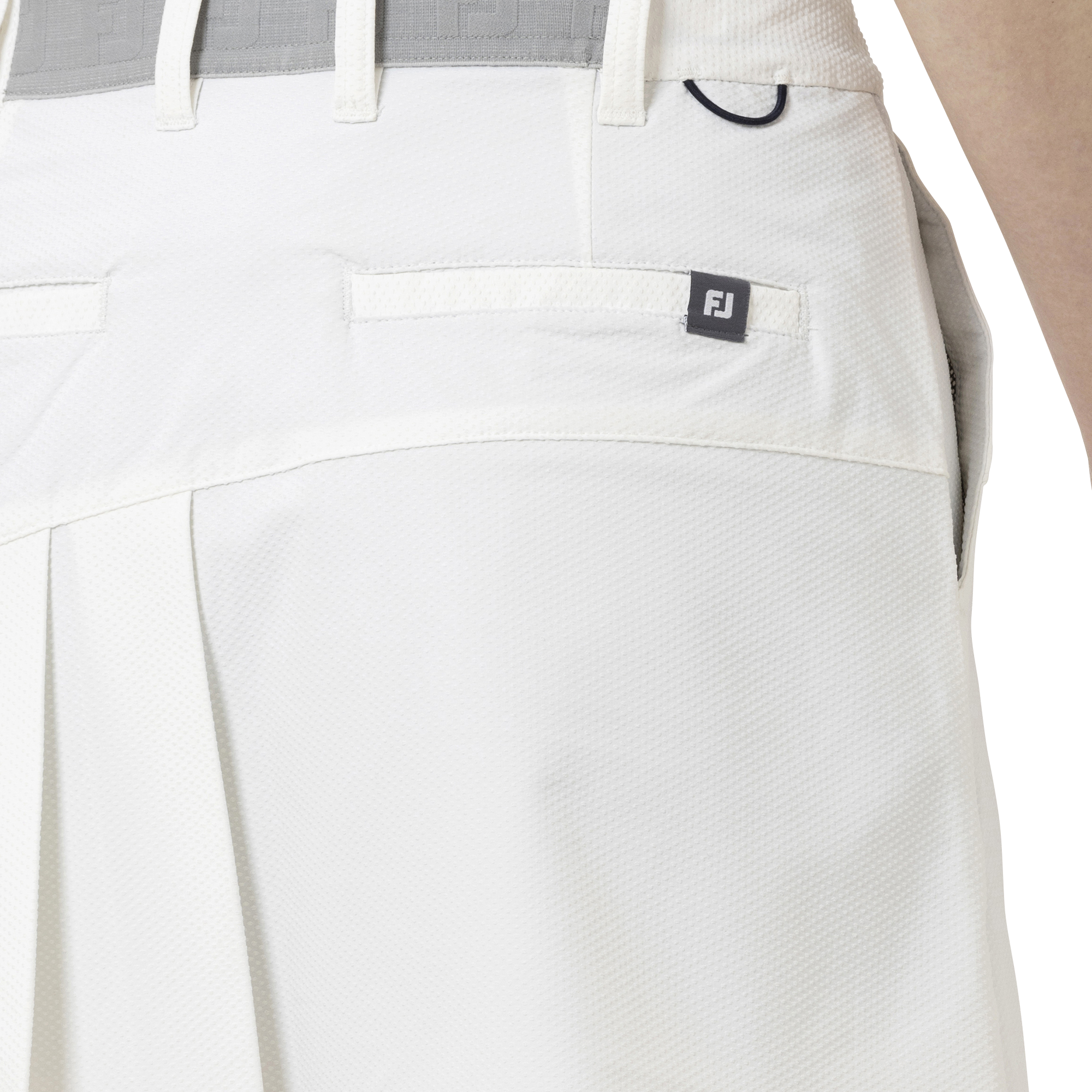 ドットタッチハーフプリーツスカート